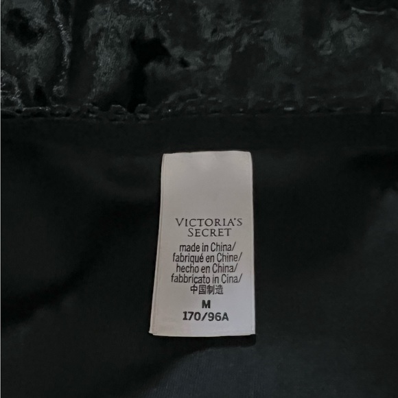 VICTORIA’S SECRET black velvet lace bodysuit size MEDIUM - Picture 4 of 4
